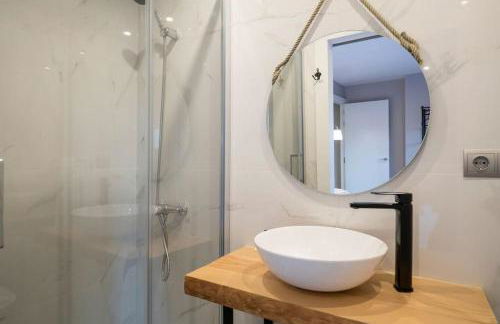 BeBarceloner Sant Andreu Apartments - 1 bedroom with terrace - Photo 40