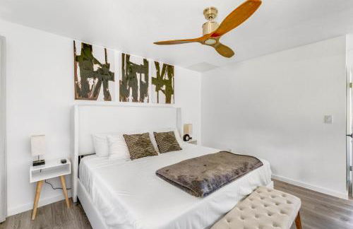 Newly Renovated Condo with SUP Paddle Boards and Golf Clubs Included - Foto 15