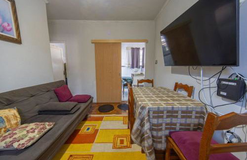 Apto 2 Quarto com Ar Condicionado em Vila Mathias - Foto 6