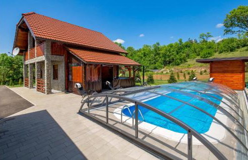 Amazing Home In Perusic With Sauna - Foto 12
