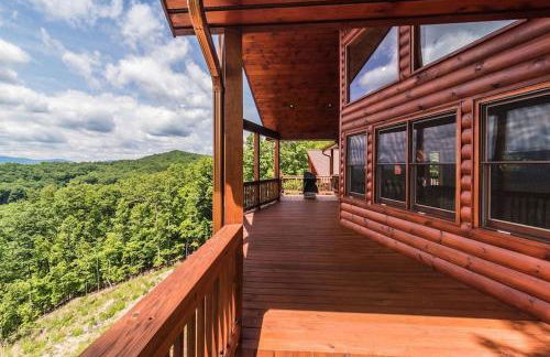 Majestic mountaintop cabin, hot tub, fireplaces - Foto 11