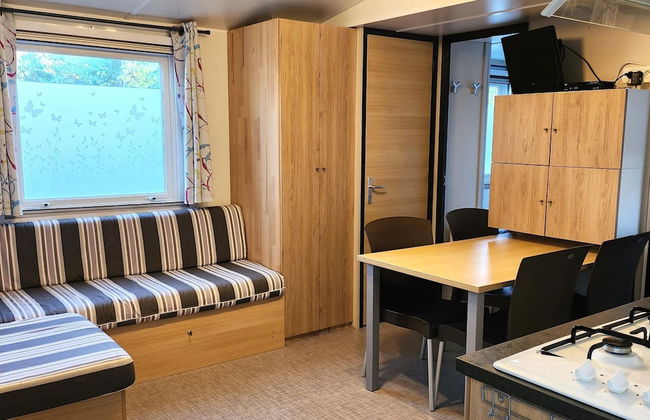 Swanky Mobile Home in Saint Jean de Monts Near Seabeach - Photo 34