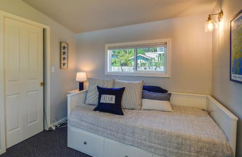 Waterfront Hood Canal Cottage: Steps to the Beach! - Foto 11