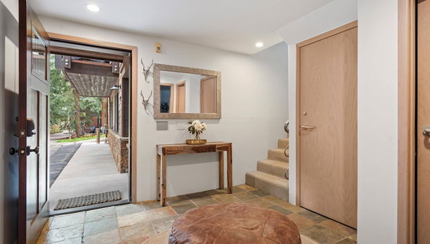 Dolomite 8 - Foto 2, Entrada interior