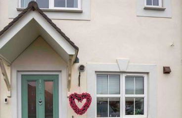 Modern 2BR Home, Central Location & Hi Speed Wi-Fi - Foto 18