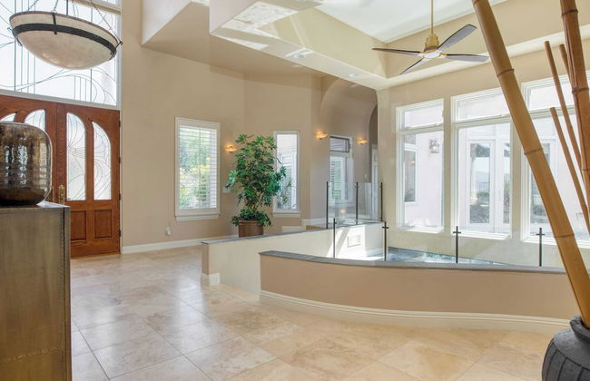 Modern Temecula Mansion w Pool, Hot Tub, Guest House & Valley Views Camila by Avantstay - Photo 11