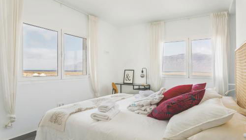 Casita San Juan, near Famara Beach, Surf, Kite, Hike - Foto 2