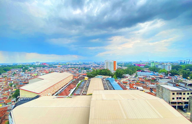 Spacious And Unique 1Br At Jarrdin Cihampelas Apartment - Photo 19