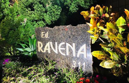 Ed Ravena Com vista mar e elevador - Foto 9