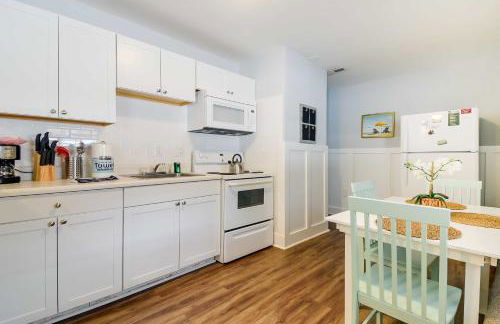 2 Mi to Barefoot Landing! Baileys Beach Cottage - Foto 8