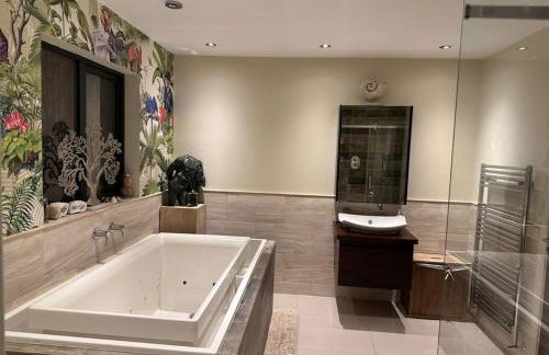 Bonshaw Grange-Riverside Country Retreat, & HotTub - Photo 29