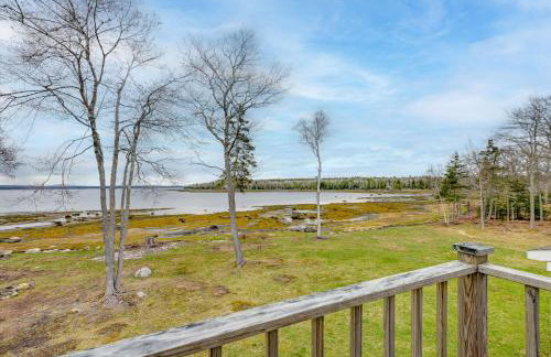 Waterfront Deer Isle Apartment with Fire Pit - Foto 23