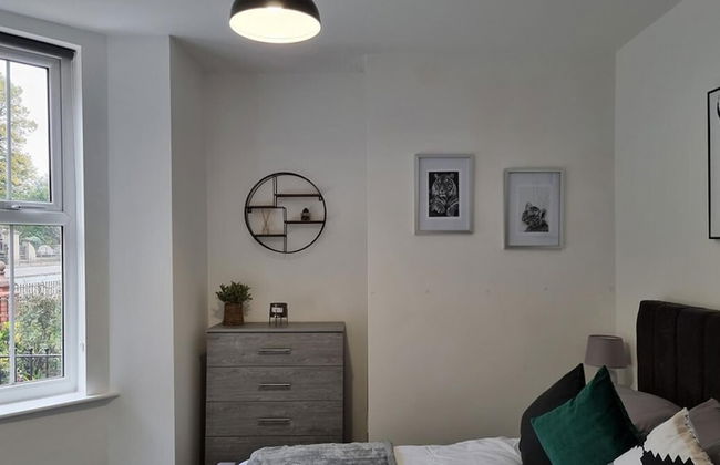 Astonishing House With Outdoor Seating BBQ - Foto 18