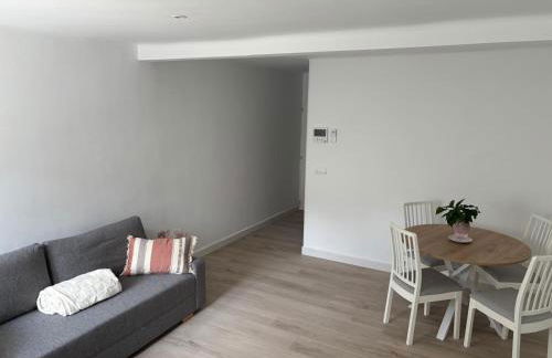 La Sardineta, es un apartamento en la Costa Brava, Palamós 1 minuto de la playa Alquiler temporal mínimo 32 noches - Foto 21