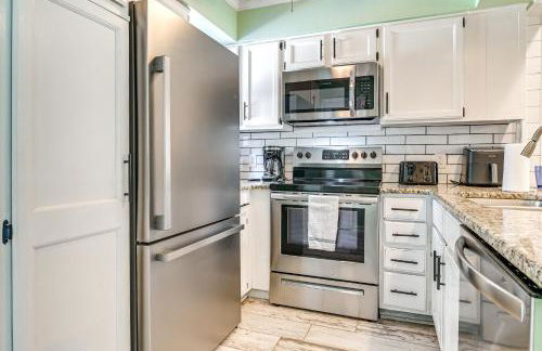 Chic Murrells Inlet Getaway about 2 Mi to Marsh Walk! - Foto 8