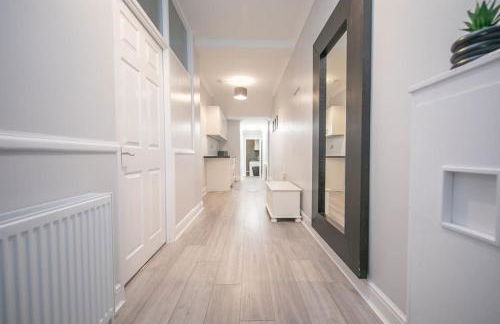 Beautiful Ground Floor Victorian Apartment - Foto 3