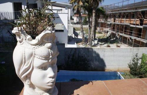 Villa a due passi dal mare "Cicogne Apartment" con BBQ e parcheggio gratuito a due passi dall'Aeroporto - Foto 59