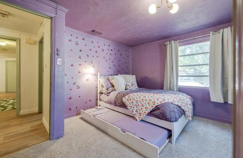 Retro! - 4BR Near Sav Airport - Foto 3