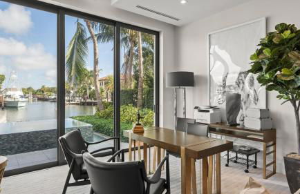 Waterfront Luxury Estate with Private Dock Lighthouse Point - Foto 69