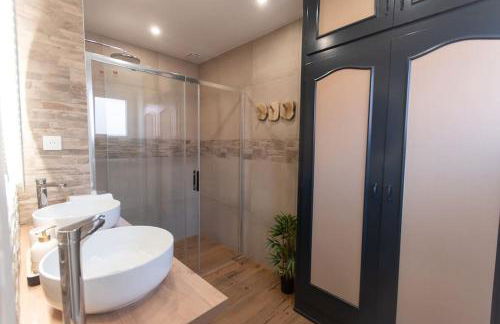 Maison Chaleureuse avec parking gratuit sur place - Foto 8