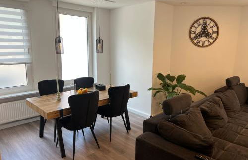 Trier-Ferienwohnung mit 2 Schlafzimmern, 2 Bäder, moderne Küche, 2 Badezimmer, Laube- zentral in Trier - Foto 6