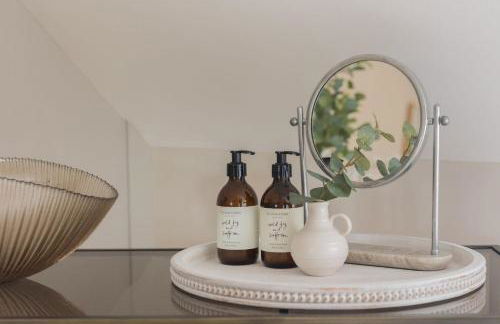 Stylish 3BD Townhouse in Central Winchester - Foto 12