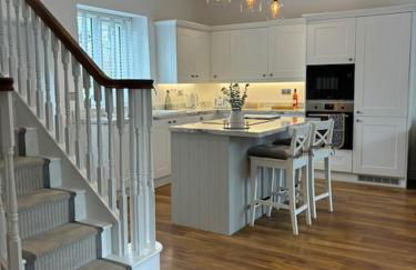 House in the heart of Pembroke - Photo 4