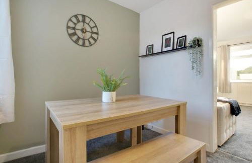 Sweet Home with Backyard in Howden-le-Wear for 3 - Foto 6