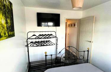 Badger Haven, Apartment 3 - Photo 2