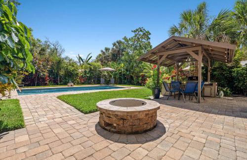 Tropic Bliss l Backyard Oasis l Mins to DNTN - Foto 3