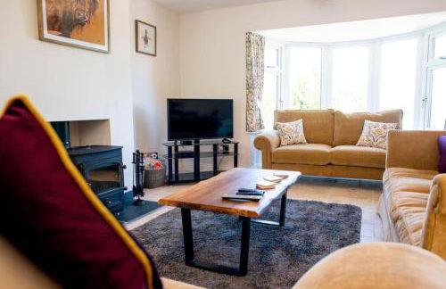 Country Crabtree Bungalow with large wild garden - Photo 46