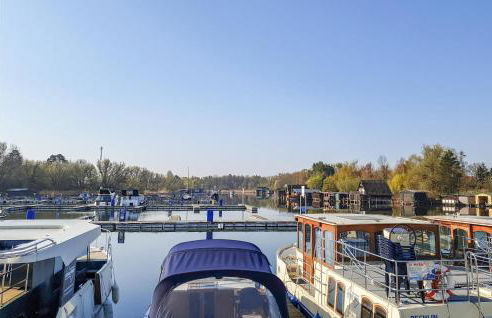 Amazing Apartment In Rechlin - Photo 22