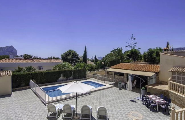 Charming Holiday Home in Calpe With Barbeque - Photo 27