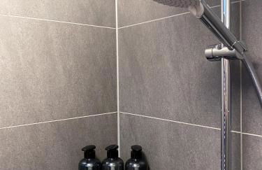 Modernes Apartment im Zentrum inklusive Parkplatz - Foto 15