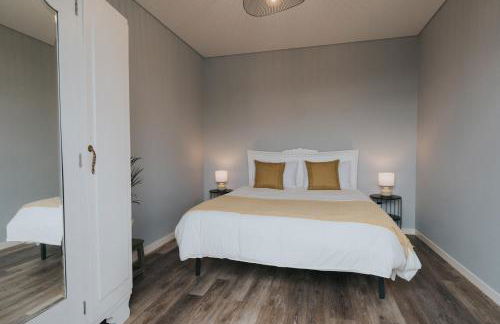 Pico Apartment's - Photo 40