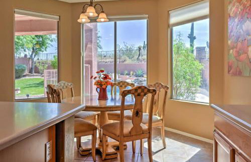 North Phoenix Home with Pool Hike, Swim and Shop! - Foto 11