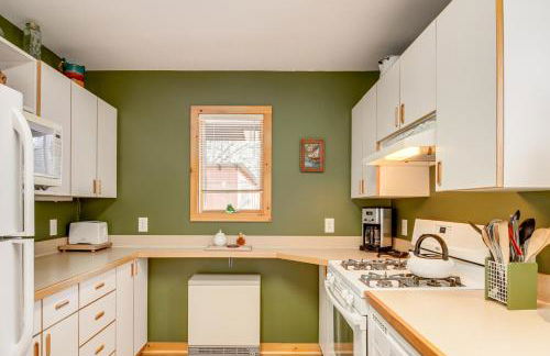 Family Cabin with Private Dock on Caribou Lake! - Foto 9