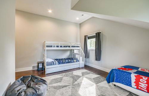 Steps From Oneida Lake Spacious Gem with Game Room! - Foto 21