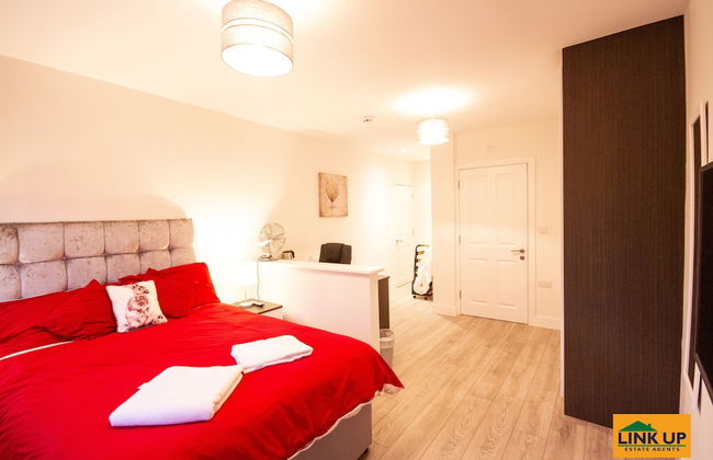 Lees House - Photo 16