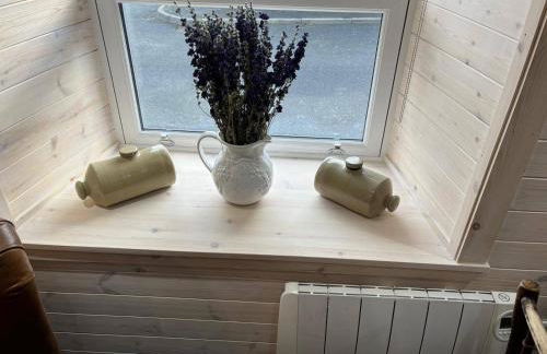 Cozy Seaside Retreat in Peterhead - Photo 12