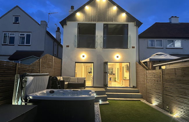 Broadway Beach Homes Airbnb With Hot tub - Foto 35