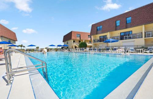 Cocoa Beach Club - Oceanfront Condos with Pool next to Pier and Port Canaveral - Foto 27