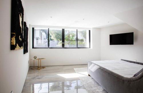 Beverly Hills Luxurious 4BR Villa with Pool and Views - Foto 32