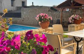 Skandalis Apartments With Pool - Foto 19