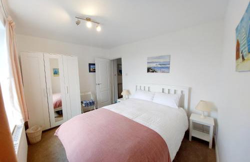 9 The Downs, Thurlestone, South Devon on the coastal footpath overlooking Burgh Island - Foto 23