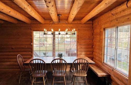 Log Cabin w/ pool, spa, game room, sleeps 20 - Foto 25
