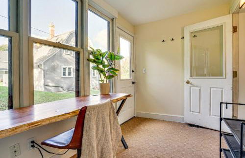 Near Colleges Pet-Friendly Duplex in Northfield! - Foto 13