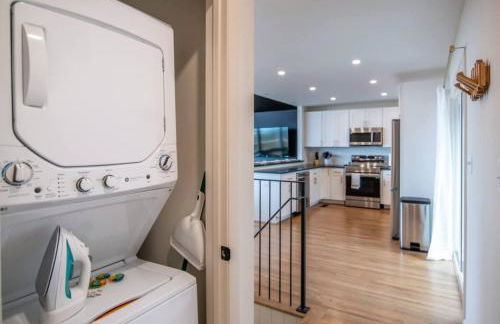 Luxurious Retreat with Stunning Views Sleeps 16) - Foto 15