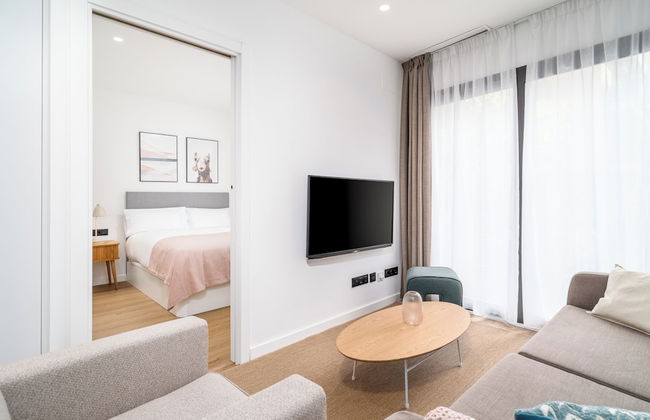 Limehome Barcelona Plaça Pirineus - Foto 26