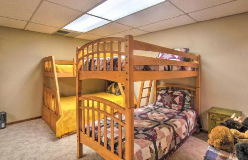 Expansive Angel Fire Home with Indoor Hot Tub! - Foto 28